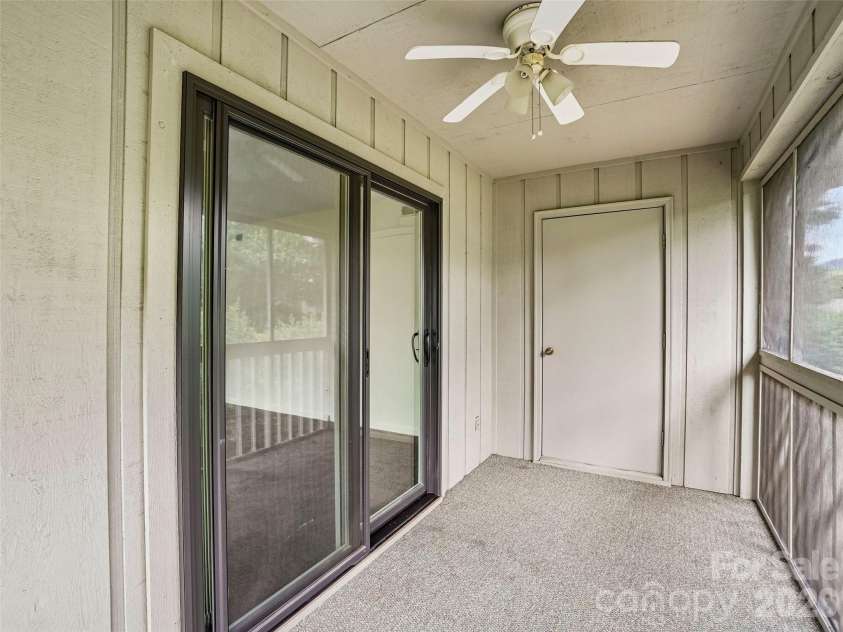 1106 Abbey Circle, Asheville, NC 28805.  MLS# CAR4413103, YatesRealty ID 43735. 