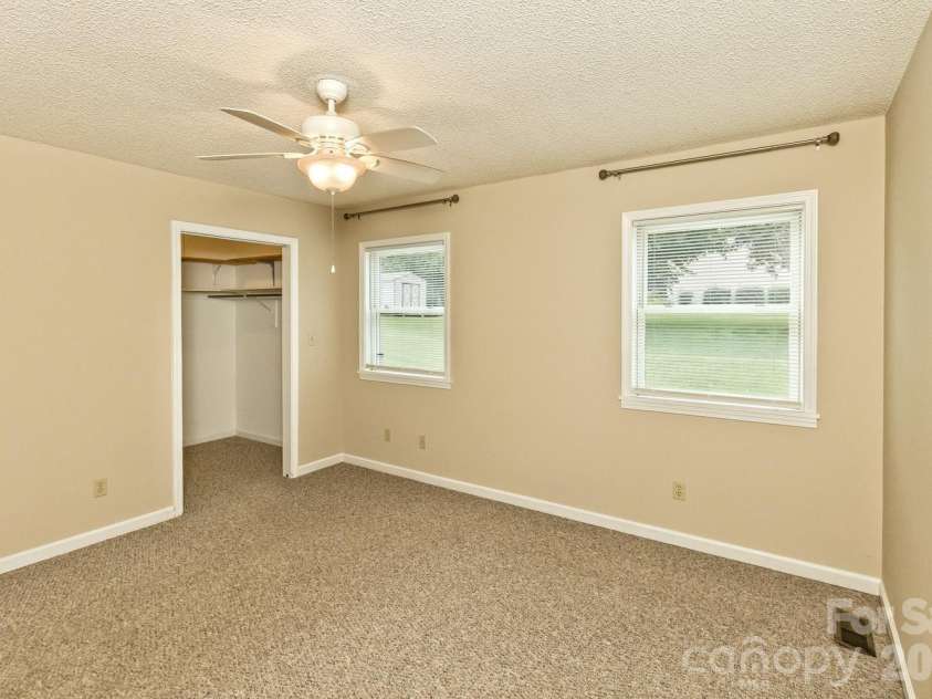 47 Cane Creek Circle, Fairview, NC 28730.  MLS# CAR4412959, YatesRealty ID 43737. 