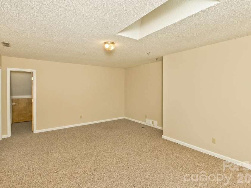 47 Cane Creek Circle, Fairview, NC 28730.  MLS# CAR4412959, YatesRealty ID 43737. 