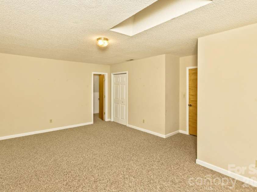 47 Cane Creek Circle, Fairview, NC 28730.  MLS# CAR4412959, YatesRealty ID 43737. 