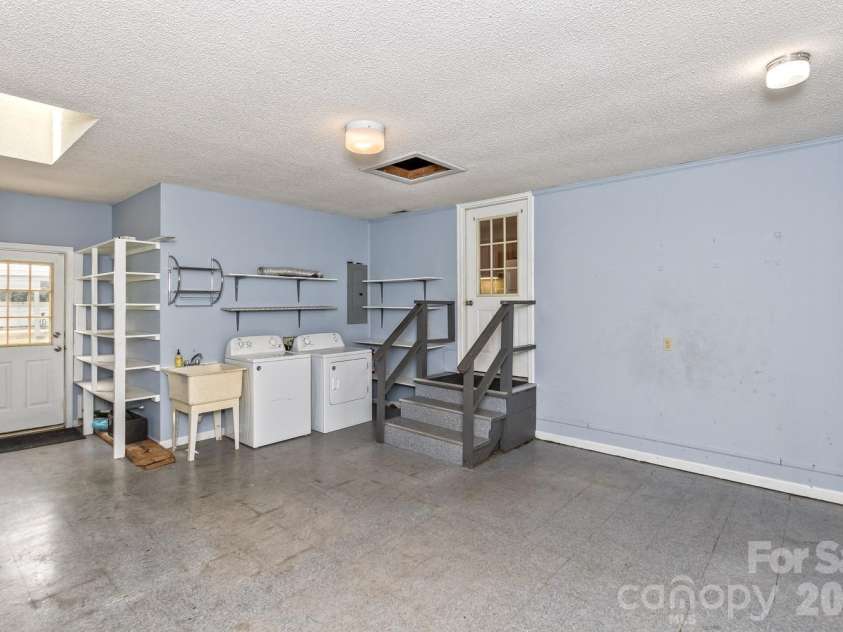 47 Cane Creek Circle, Fairview, NC 28730.  MLS# CAR4412959, YatesRealty ID 43737. 