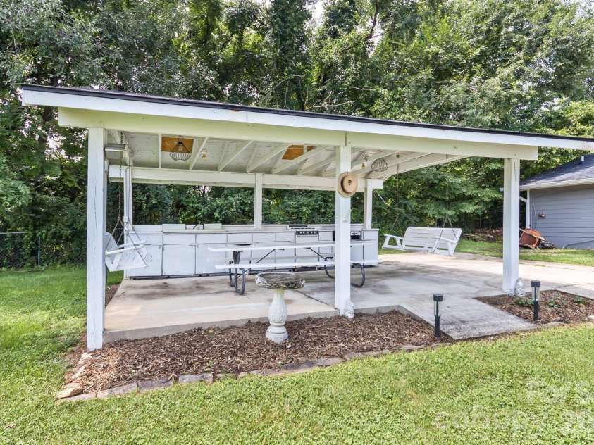 47 Cane Creek Circle, Fairview, NC 28730.  MLS# CAR4412959, YatesRealty ID 43737. 