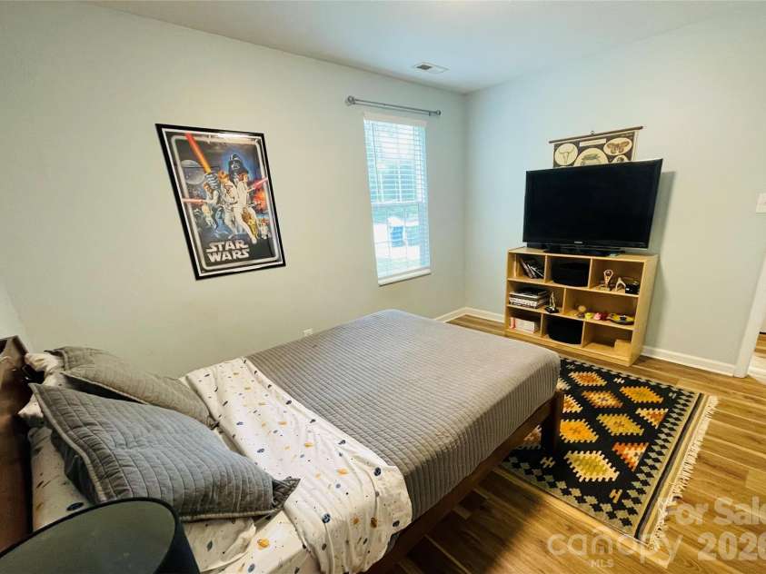 50 Stonebridge Drive, Asheville, NC 28805.  MLS# CAR4392347, YatesRealty ID 43739. 