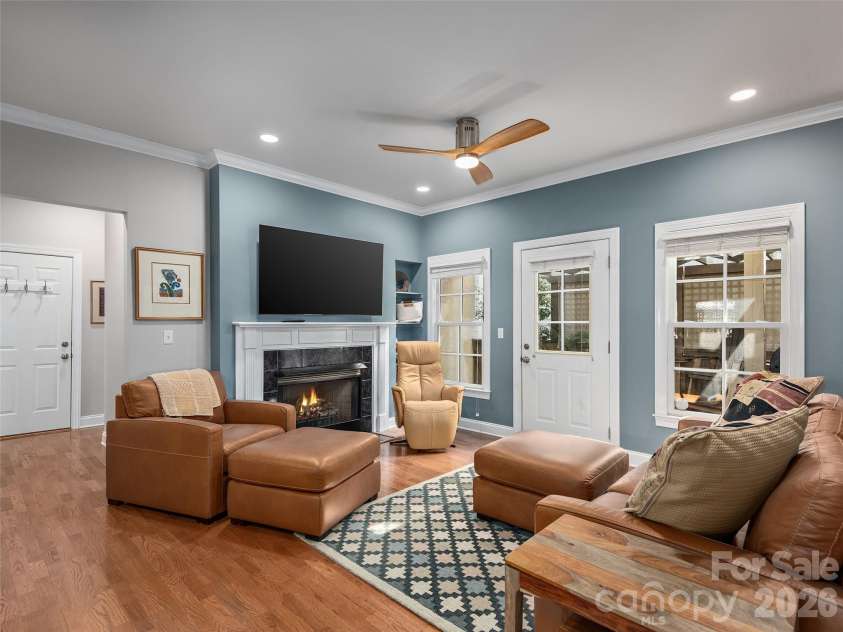 224 Leucothoe Lane, Asheville, NC 28803.  MLS# CAR4357079, YatesRealty ID 4374. 