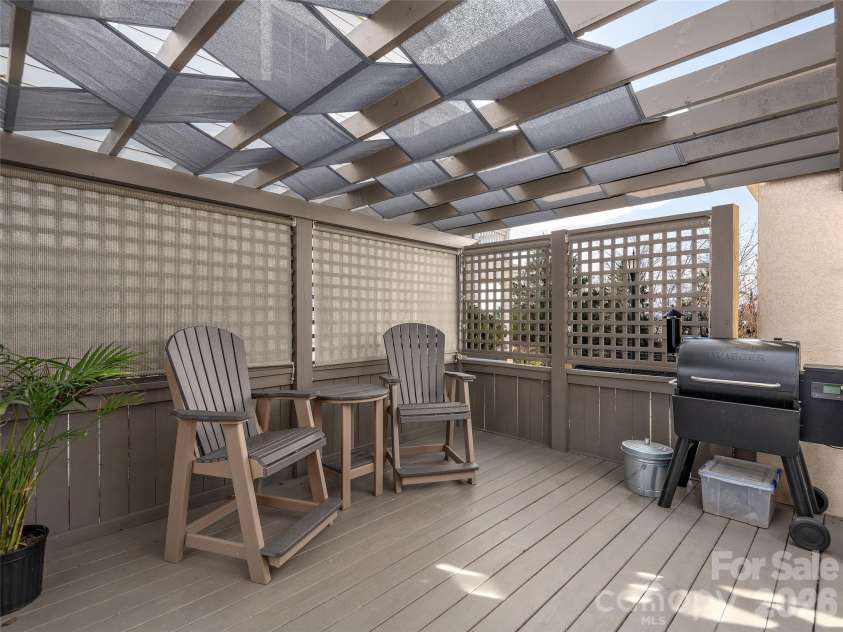 224 Leucothoe Lane, Asheville, NC 28803.  MLS# CAR4357079, YatesRealty ID 4374. 