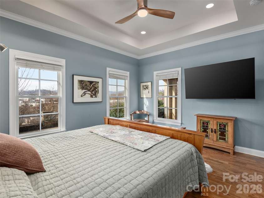 224 Leucothoe Lane, Asheville, NC 28803.  MLS# CAR4357079, YatesRealty ID 4374. 