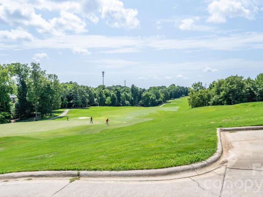 10211 Linksland Drive, Huntersville, NC 28078.  MLS# CAR4411684, YatesRealty ID 43740. 