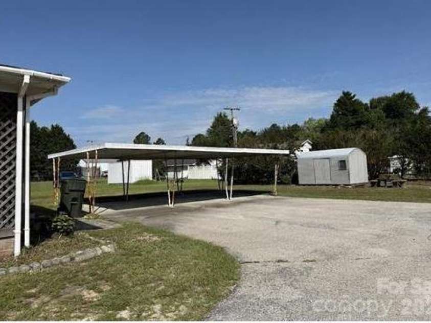 206 Welsh Street, Kershaw, SC 29067.  MLS# CAR4413345, YatesRealty ID 43741. 