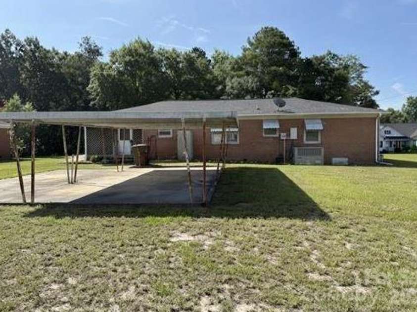 206 Welsh Street, Kershaw, SC 29067.  MLS# CAR4413345, YatesRealty ID 43741. 