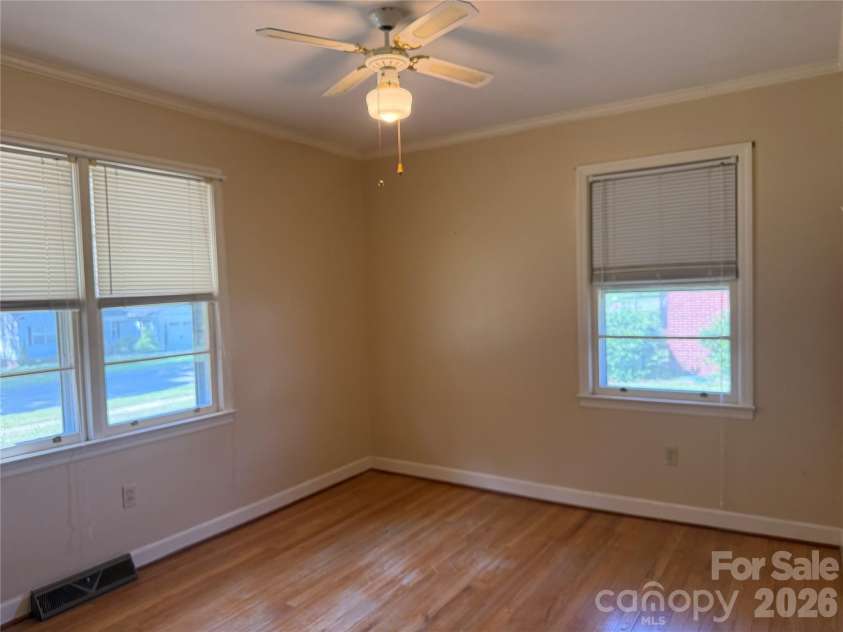 206 Welsh Street, Kershaw, SC 29067.  MLS# CAR4413345, YatesRealty ID 43741. Bed Room