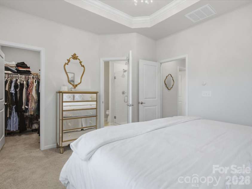 4014 Edenborn Lane, Charlotte, NC 28208.  MLS# CAR4406016, YatesRealty ID 43742. 