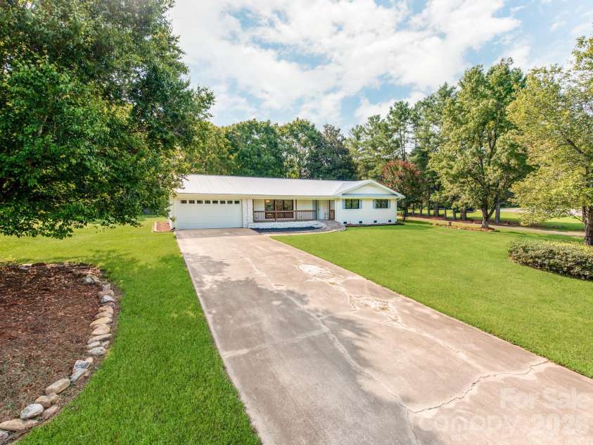 3072 Bethany Street, Claremont, NC 28610.  MLS# CAR4411632, YatesRealty ID 43743. 