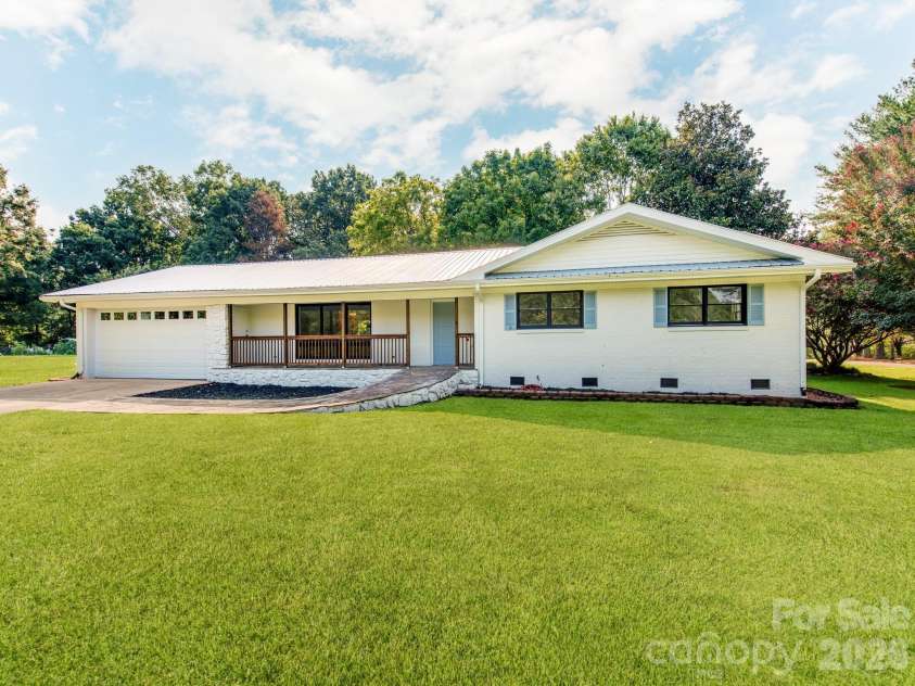 3072 Bethany Street, Claremont, NC 28610.  MLS# CAR4411632, YatesRealty ID 43743. 