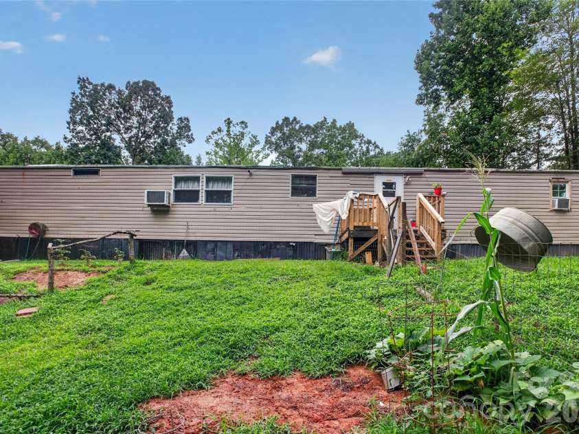 997 Bethel Ridge Lane, Morganton, NC 28655.  MLS# CAR4414250, YatesRealty ID 43744. 