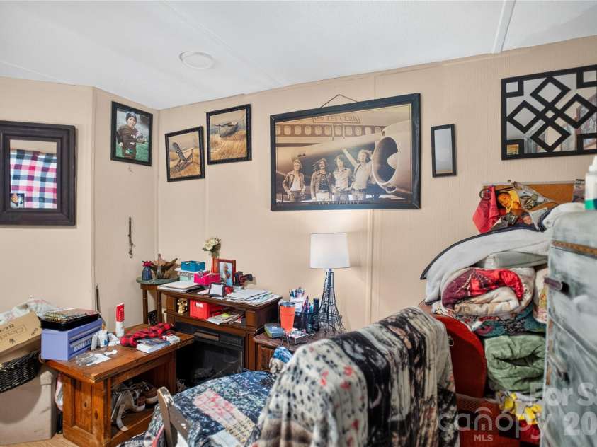 997 Bethel Ridge Lane, Morganton, NC 28655.  MLS# CAR4414250, YatesRealty ID 43744. 