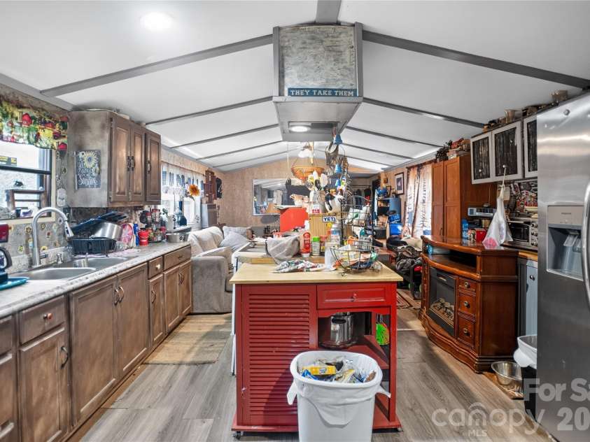 997 Bethel Ridge Lane, Morganton, NC 28655.  MLS# CAR4414250, YatesRealty ID 43744. 
