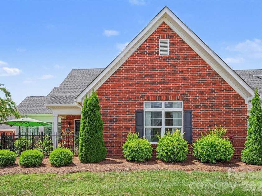 123 Adelaide Way, Rock Hill, SC 29732.  MLS# CAR4412246, YatesRealty ID 43747. 