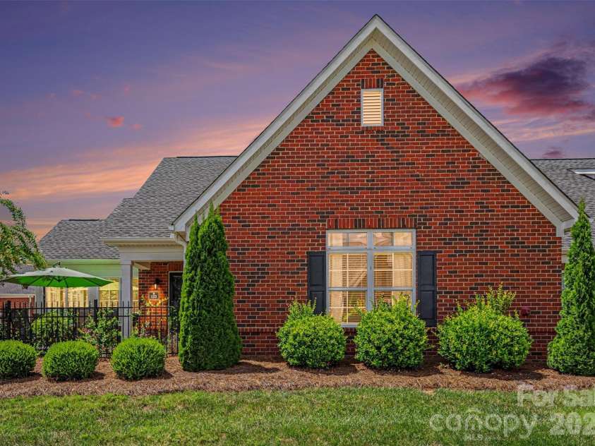 123 Adelaide Way, Rock Hill, SC 29732.  MLS# CAR4412246, YatesRealty ID 43747. 