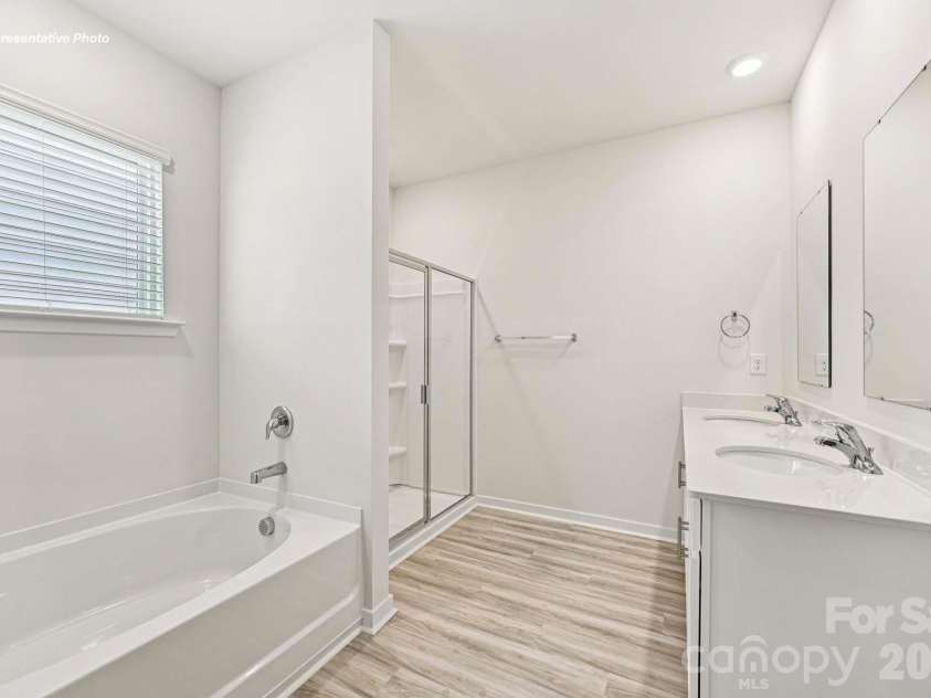 409 Frozen Dream Drive, Salisbury, NC 28147.  MLS# CAR4389369, YatesRealty ID 43748. 