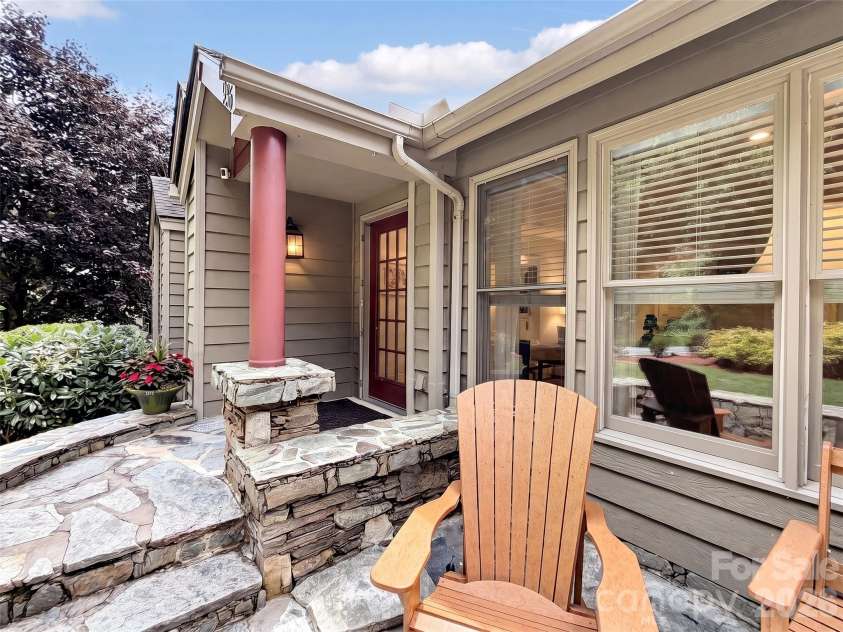936 Little Mountain Road, Waynesville, NC 28786.  MLS# CAR4411867, YatesRealty ID 43749. 