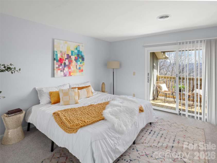 432 Windswept Drive, Asheville, NC 28801.  MLS# CAR4353750, YatesRealty ID 4375. 2nd bedroom