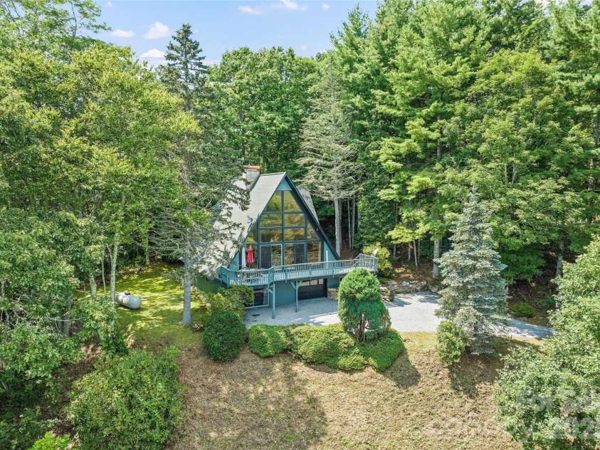 350 Quail Ridge Drive, Maggie Valley, NC 28751.  MLS# CAR4413797, YatesRealty ID 43752. 
