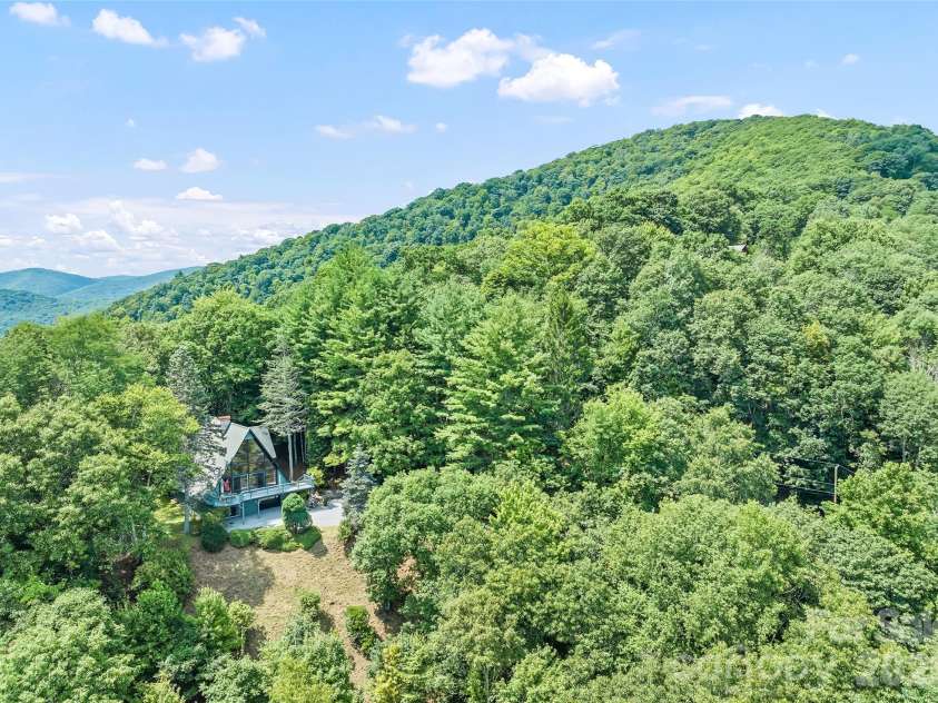 350 Quail Ridge Drive, Maggie Valley, NC 28751.  MLS# CAR4413797, YatesRealty ID 43752. 