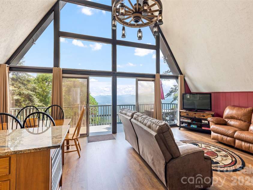 350 Quail Ridge Drive, Maggie Valley, NC 28751.  MLS# CAR4413797, YatesRealty ID 43752. 