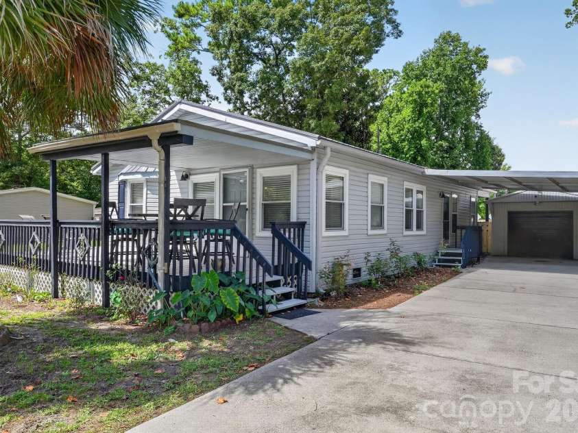 1742 Hideaway Road, Ocean Isle, NC 28469.  MLS# CAR4414117, YatesRealty ID 43754. 