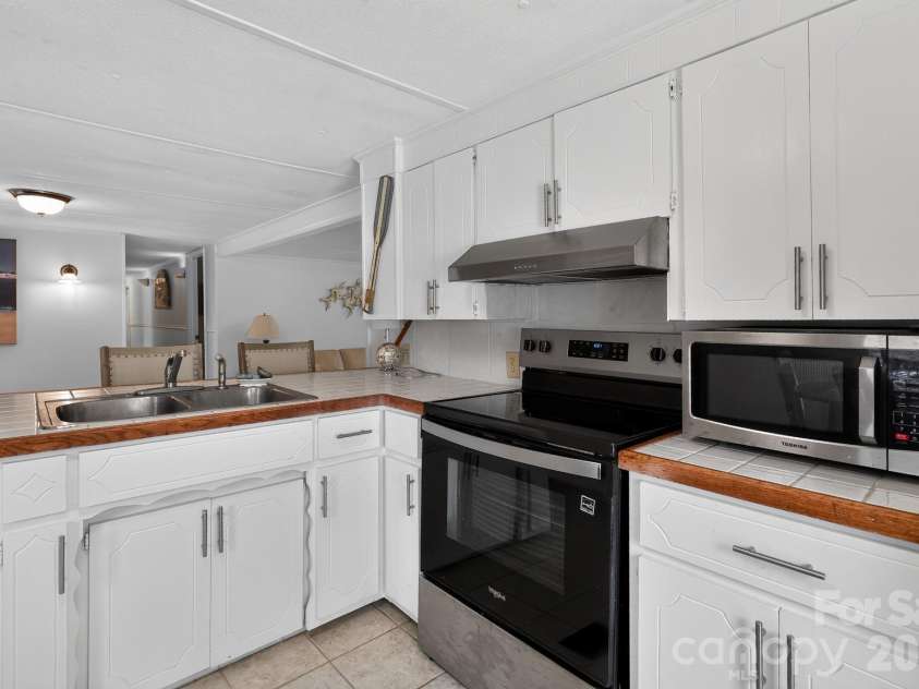 1742 Hideaway Road, Ocean Isle, NC 28469.  MLS# CAR4414117, YatesRealty ID 43754. 