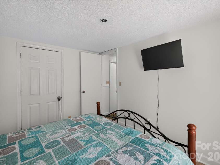 1742 Hideaway Road, Ocean Isle, NC 28469.  MLS# CAR4414117, YatesRealty ID 43754. 