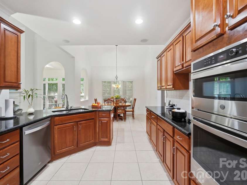 1244 Waynewood Drive, Waxhaw, NC 28173.  MLS# CAR4409529, YatesRealty ID 43755. 