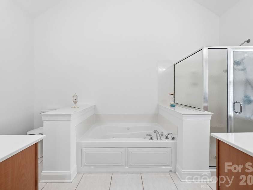 1244 Waynewood Drive, Waxhaw, NC 28173.  MLS# CAR4409529, YatesRealty ID 43755. 