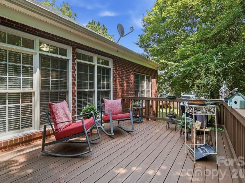 1244 Waynewood Drive, Waxhaw, NC 28173.  MLS# CAR4409529, YatesRealty ID 43755. 
