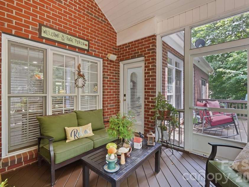 1244 Waynewood Drive, Waxhaw, NC 28173.  MLS# CAR4409529, YatesRealty ID 43755. 