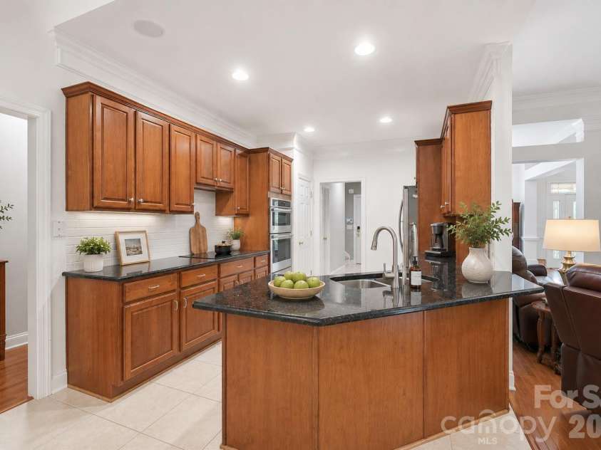 1244 Waynewood Drive, Waxhaw, NC 28173.  MLS# CAR4409529, YatesRealty ID 43755. 
