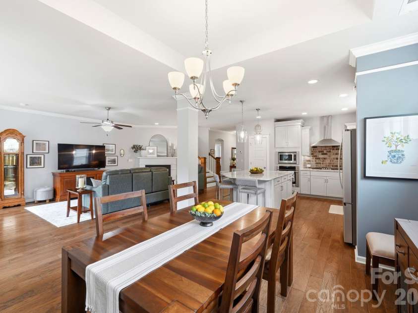 1941 Felts Parkway, Fort Mill, SC 29715.  MLS# CAR4403790, YatesRealty ID 43757. Tray ceiling along with crown mounding add an upscale touch