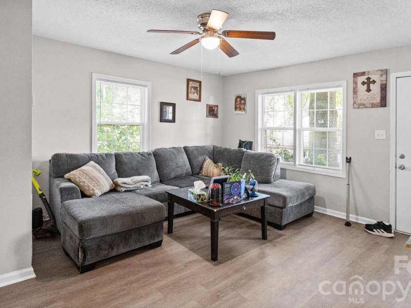 1501 Madison Street, Gastonia, NC 28052.  MLS# CAR4412911, YatesRealty ID 43762. 