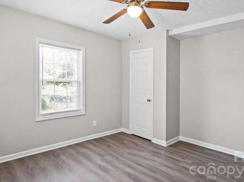 1501 Madison Street, Gastonia, NC 28052.  MLS# CAR4412911, YatesRealty ID 43762. 