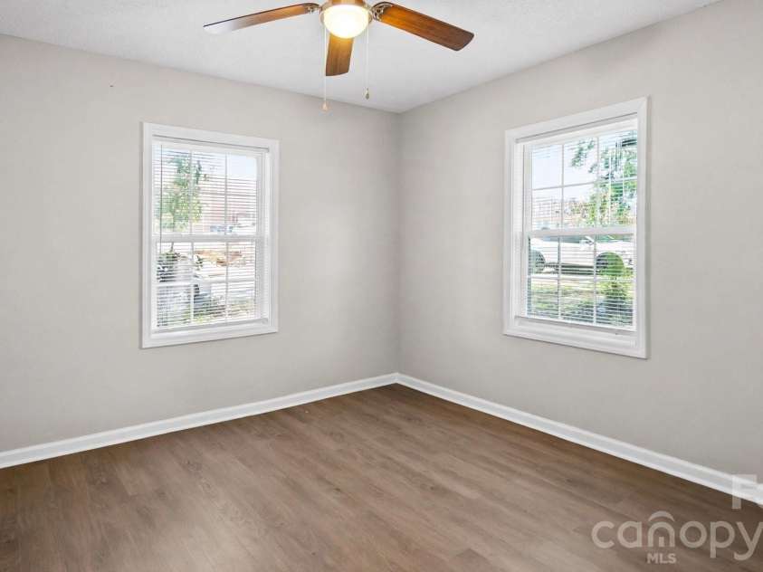 1501 Madison Street, Gastonia, NC 28052.  MLS# CAR4412911, YatesRealty ID 43762. 