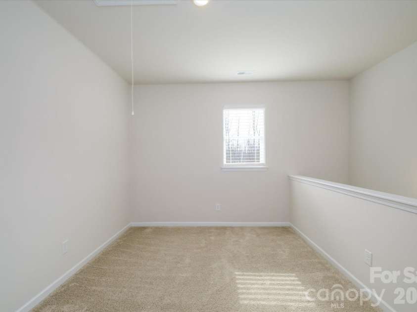 6135 Snowy Egret Avenue, Charlotte, NC 28214.  MLS# CAR4411649, YatesRealty ID 43763. 