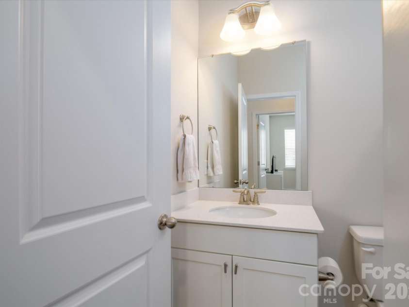 6135 Snowy Egret Avenue, Charlotte, NC 28214.  MLS# CAR4411649, YatesRealty ID 43763. 