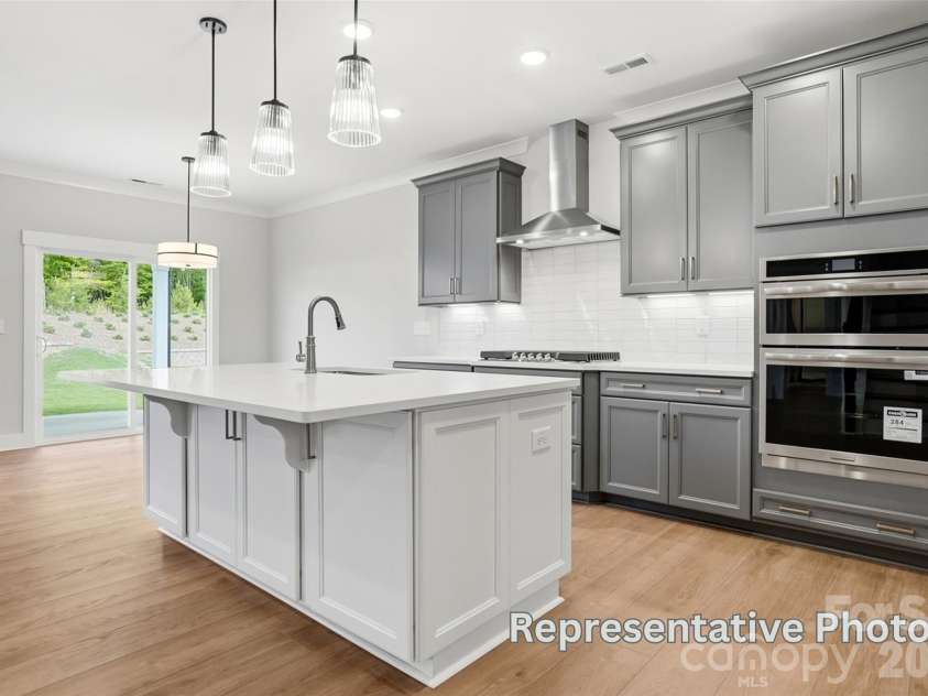 8005 James Query Road, Charlotte, NC 28227.  MLS# CAR4413907, YatesRealty ID 43764. 
