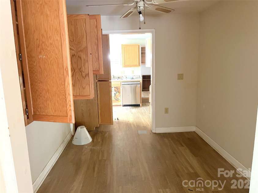 1721 Old Haywood Road, Asheville, NC 28806.  MLS# CAR4409477, YatesRealty ID 43766. Dining room