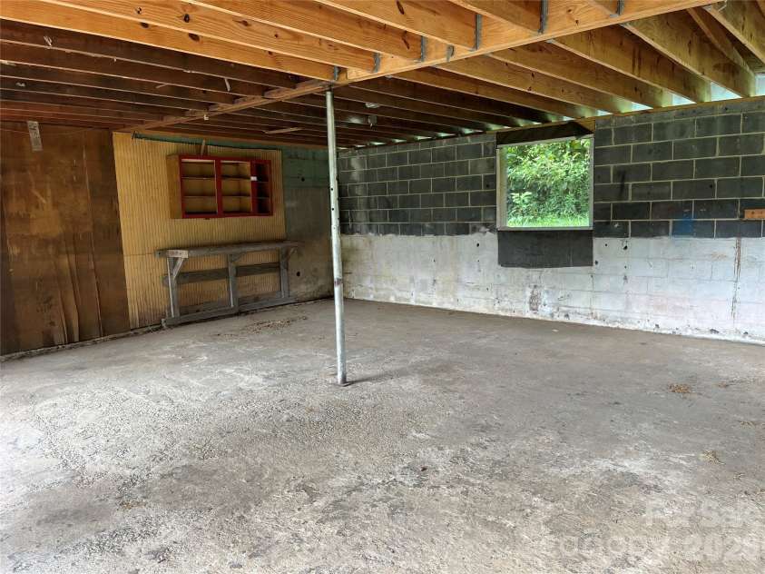 1721 Old Haywood Road, Asheville, NC 28806.  MLS# CAR4409477, YatesRealty ID 43766. Inside 2 car garage