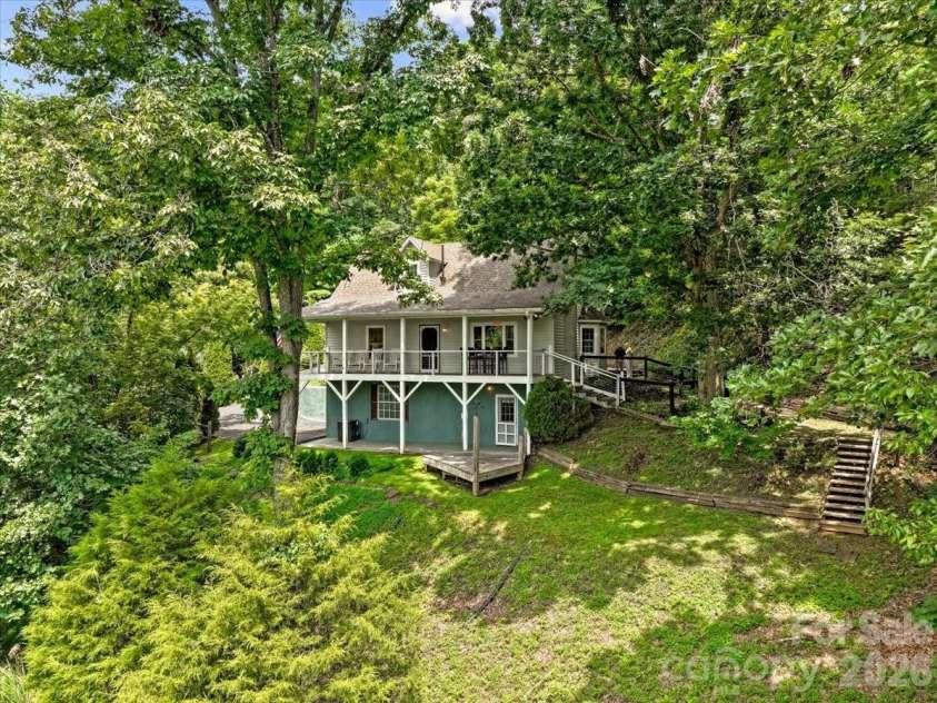 386 Madison Heights Drive, Marshall, NC 28753.  MLS# CAR4411731, YatesRealty ID 43767. 