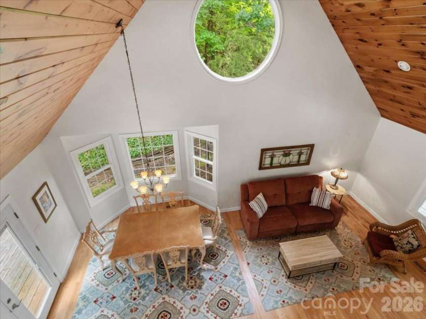 386 Madison Heights Drive, Marshall, NC 28753.  MLS# CAR4411731, YatesRealty ID 43767. 