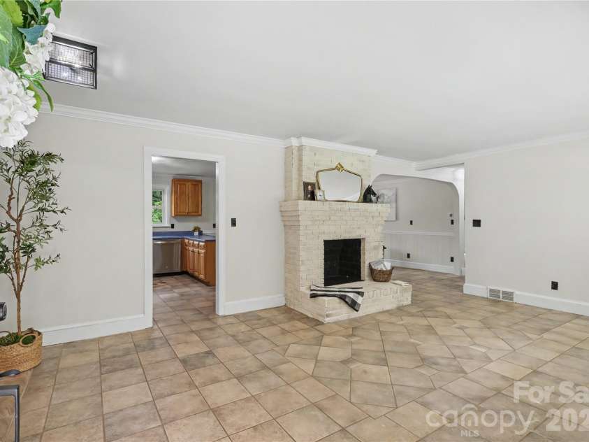 163 Madison Avenue, Concord, NC 28025.  MLS# CAR4408545, YatesRealty ID 43768. 