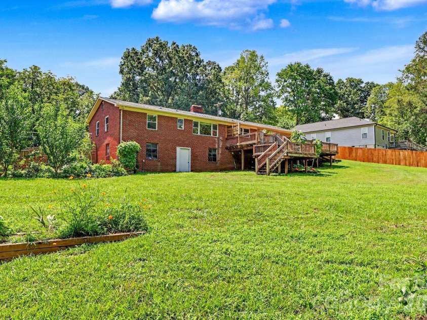 163 Madison Avenue, Concord, NC 28025.  MLS# CAR4408545, YatesRealty ID 43768. 