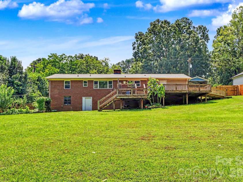 163 Madison Avenue, Concord, NC 28025.  MLS# CAR4408545, YatesRealty ID 43768. 